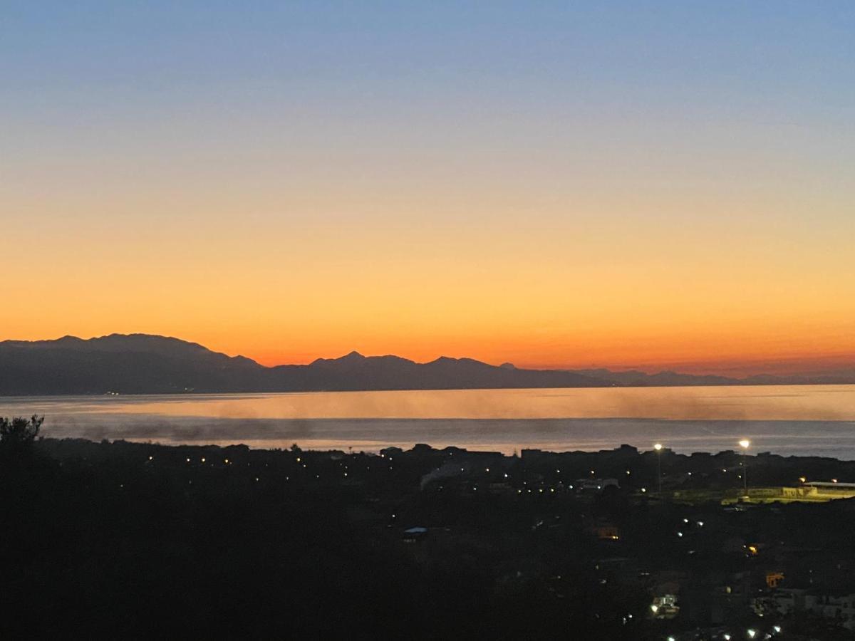 B&B Il Tramonto Capo dʼOrlando Exteriör bild