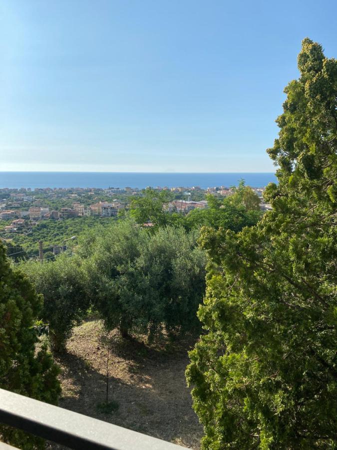 B&B Il Tramonto Capo dʼOrlando Exteriör bild